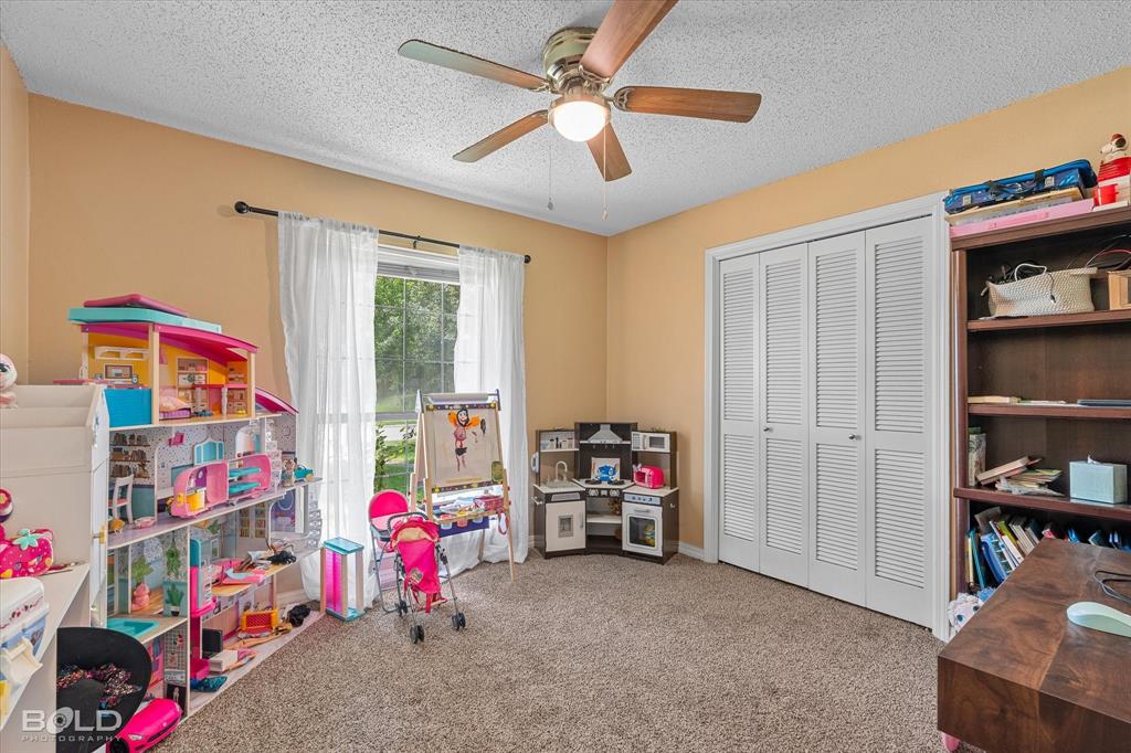 Bossier City, Louisiana 71112, United States, 4 Bedrooms Bedrooms, ,2 BathroomsBathrooms,Residential,Contingent,156720