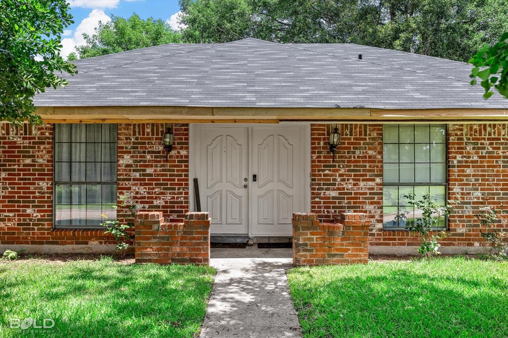Bossier City, Louisiana 71112, United States, 4 Bedrooms Bedrooms, ,2 BathroomsBathrooms,Residential,Contingent,156720