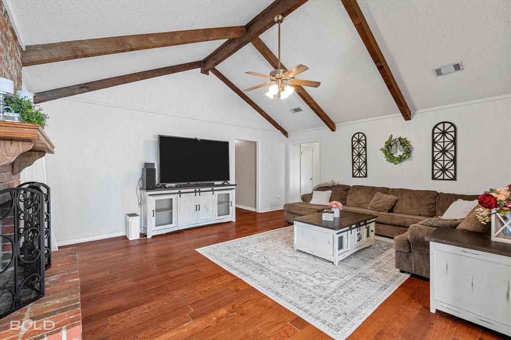 Bossier City, Louisiana 71112, United States, 4 Bedrooms Bedrooms, ,2 BathroomsBathrooms,Residential,Contingent,156720