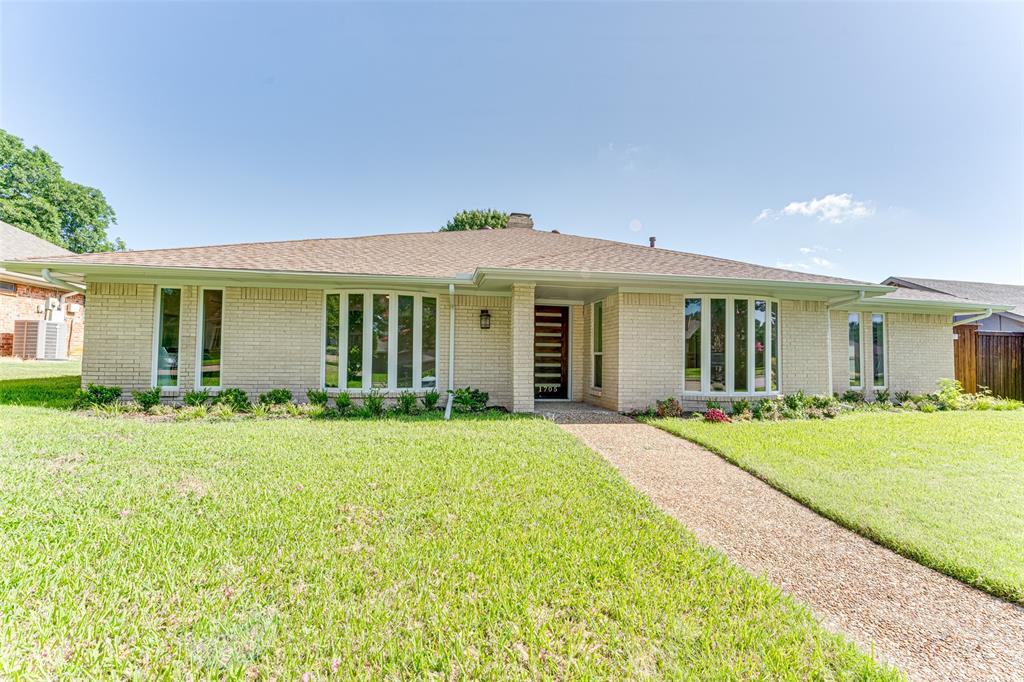 1705 Cross Bend Road