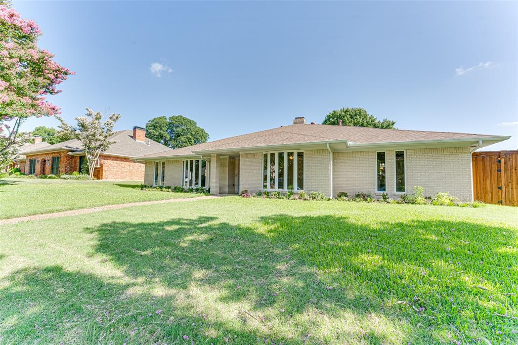 1705 Cross Bend Road