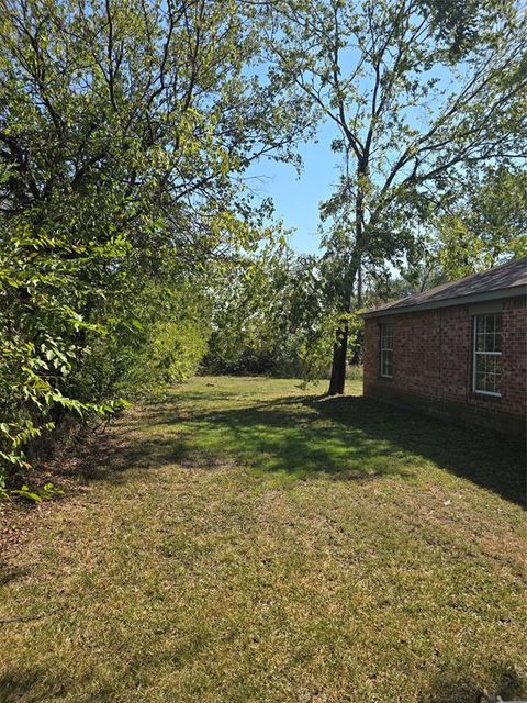 A home in Terrell