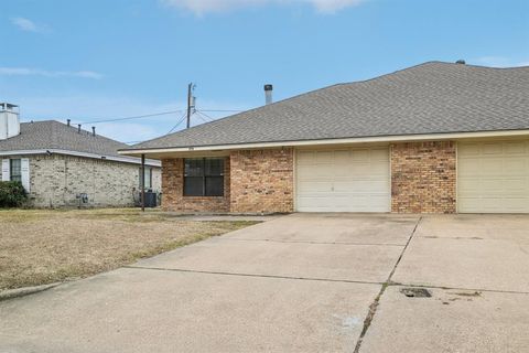 A home in Glenn Heights