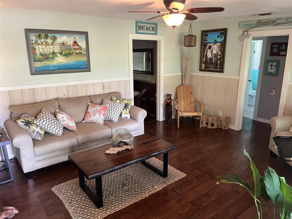 209 Marquette Avenue