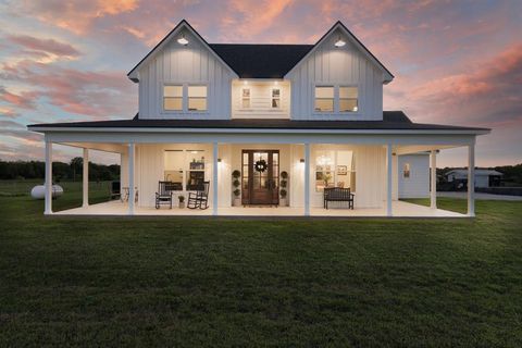 211 Knust Circle Gholson TX 76705