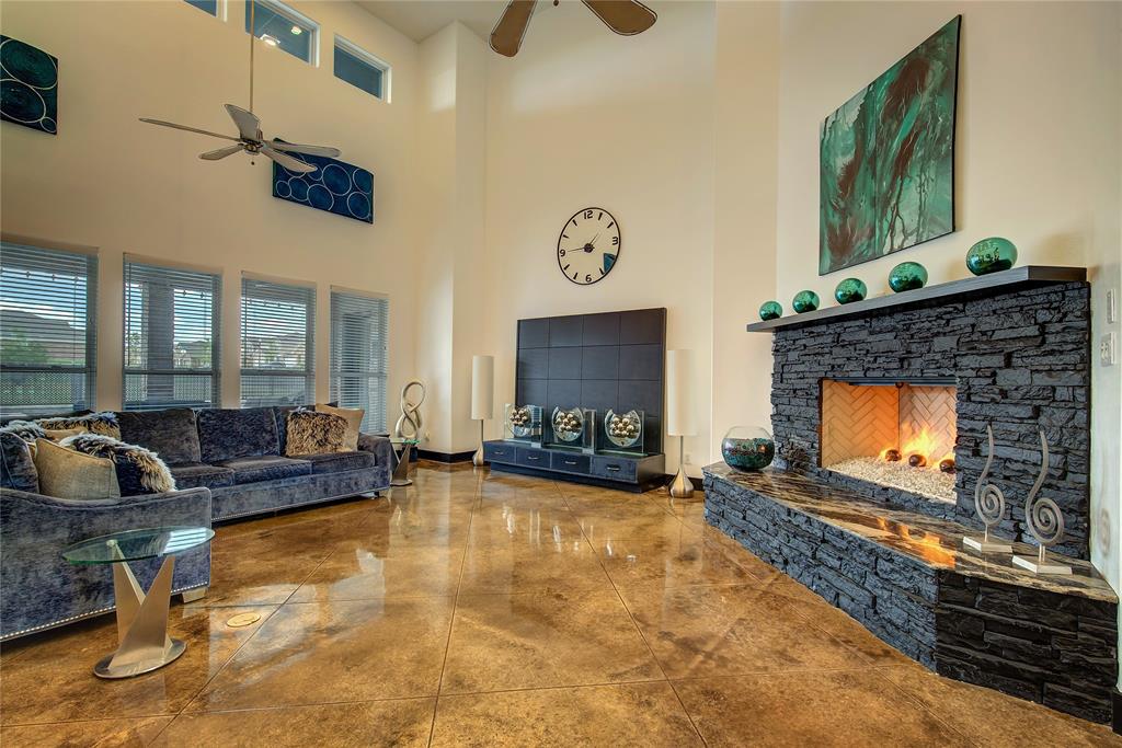 18133 Grandview Drive