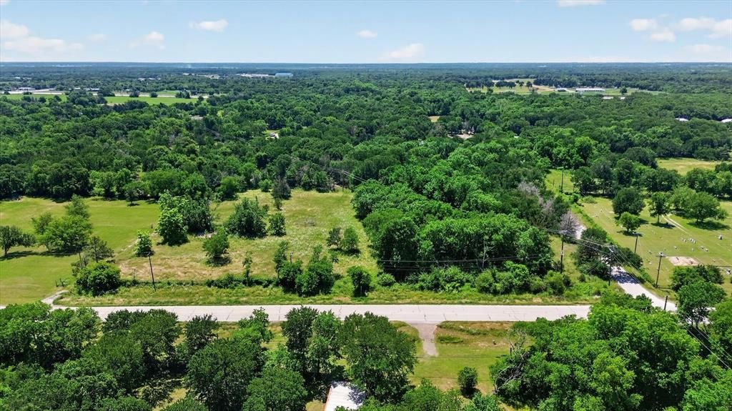 Photo of 613 W Main Street, Quinlan, TX 75474 (MLS # 21315985)