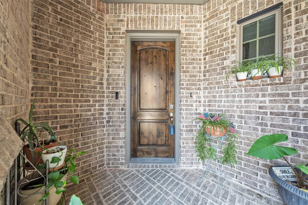 2103 Horizon Drive