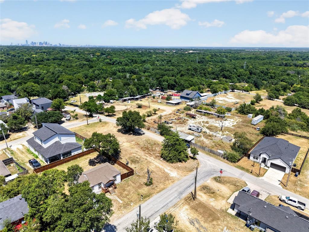 2741 Camel Court