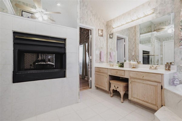 7115 OAKLAWN, SACHSE, TX 75048 - Image 724b50fea2bdf82319e8c94d94d46d64/2404007733