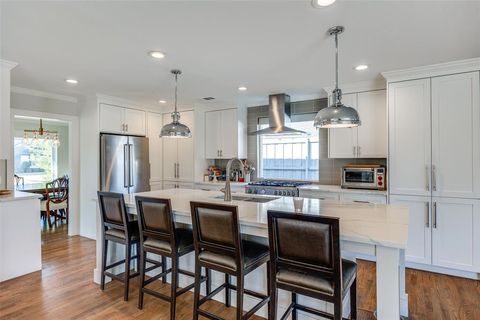 Tiny photo for 6441 Park Lane, Dallas, TX 75225 (MLS # 21083889)