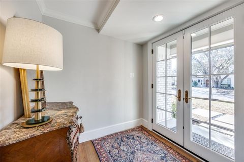 Tiny photo for 6441 Park Lane, Dallas, TX 75225 (MLS # 21083889)