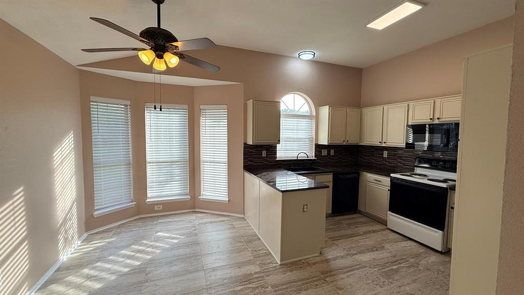 Casa Loma Estates Rep - Residential