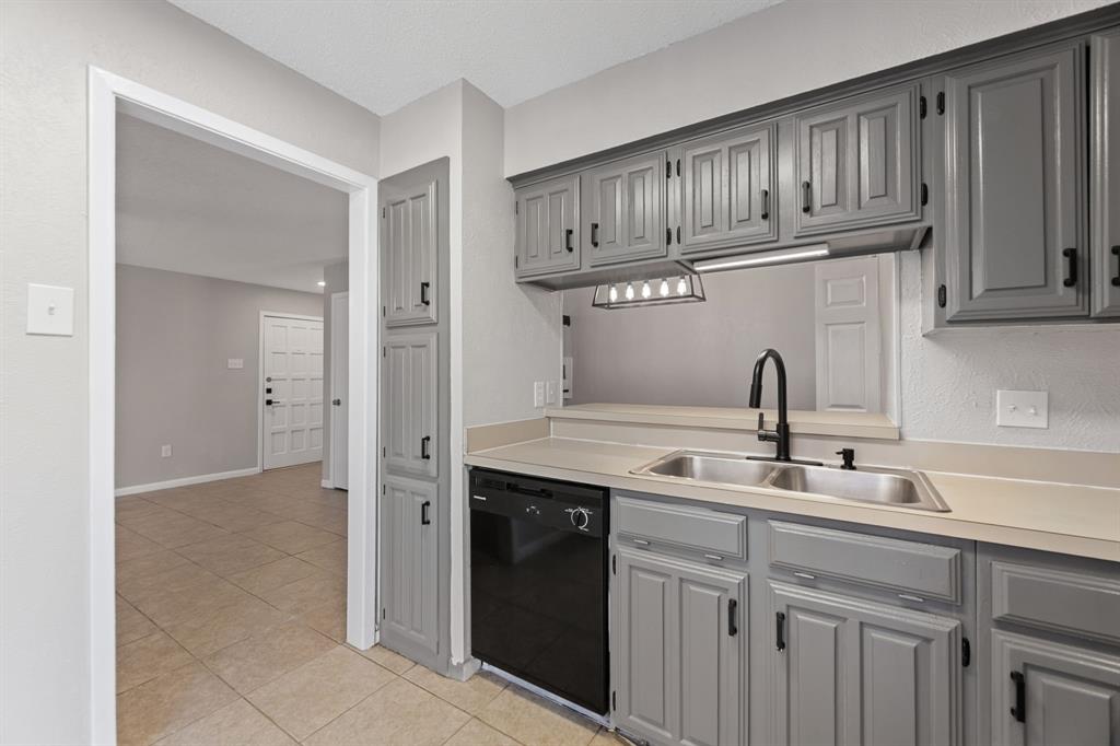 Waterfall Xings Condos - Residential Lease