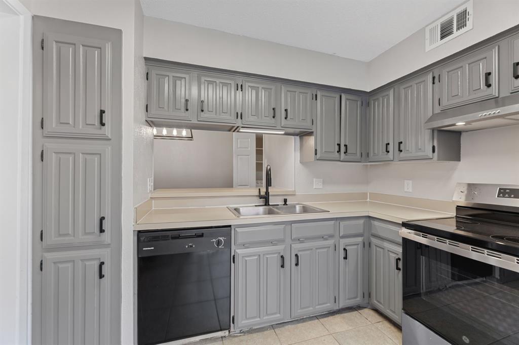 Waterfall Xings Condos - Residential Lease