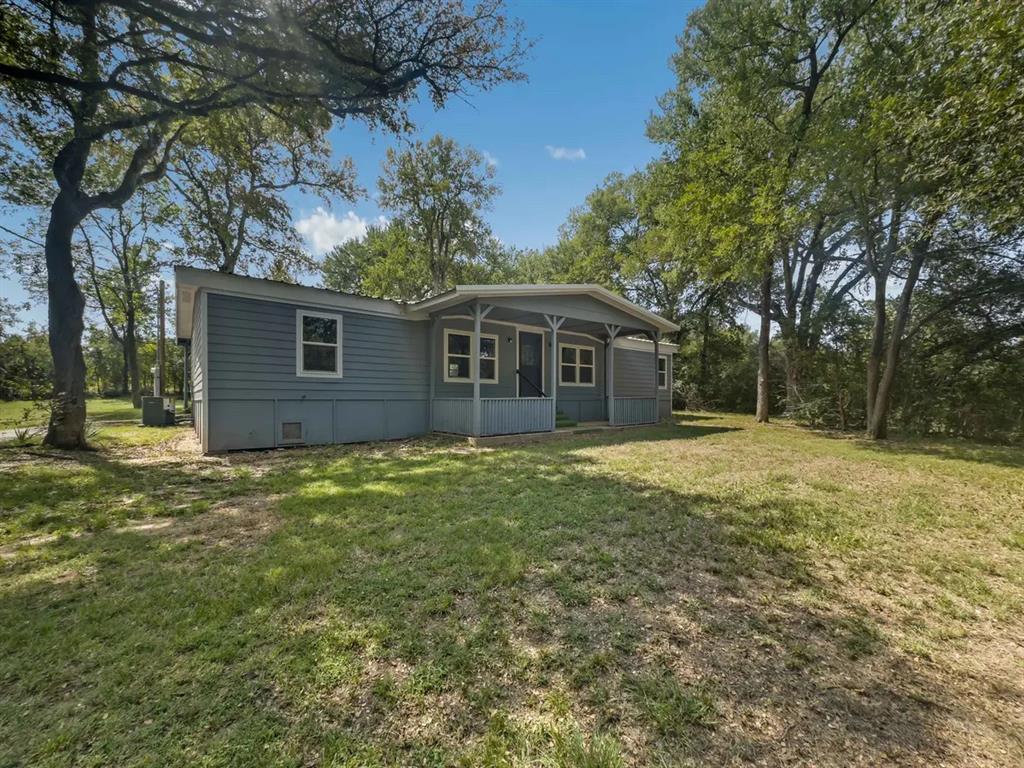 408 W Bells Boulevard