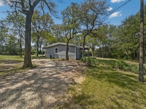 408 W Bells Boulevard Bells TX 75414