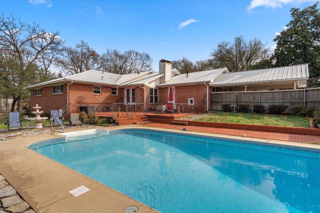 303 Park Drive