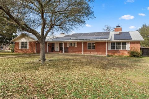 303 Park Drive Mount Pleasant TX 75455
