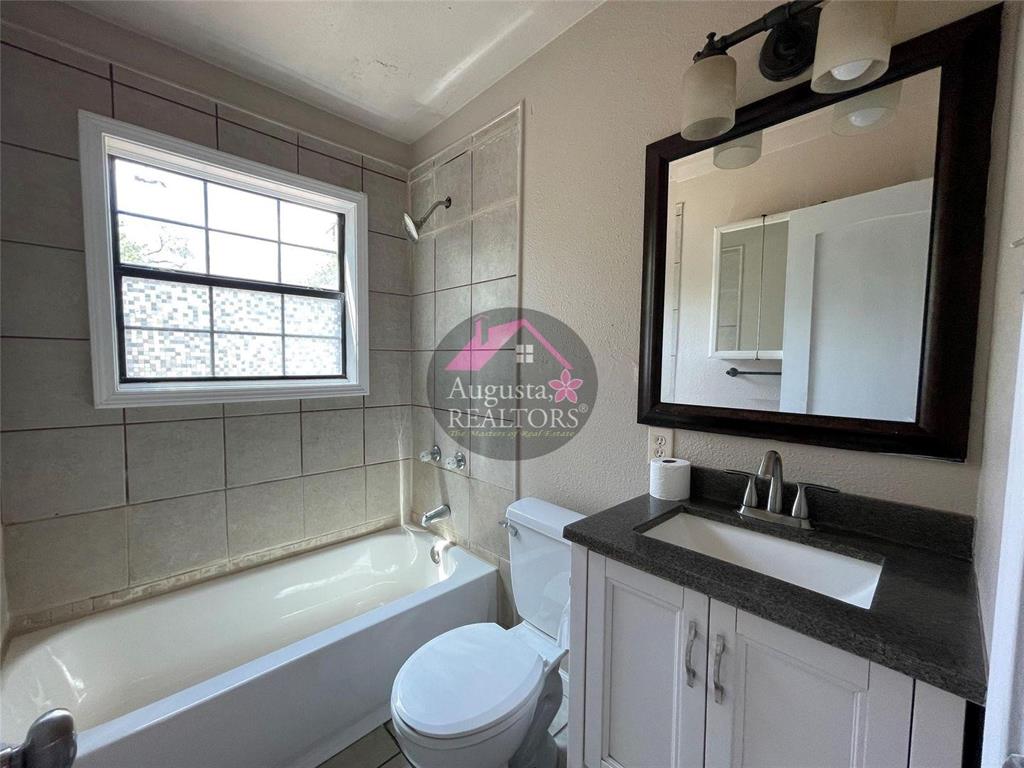 Raymond Thomason Of Hale - Residential Lease