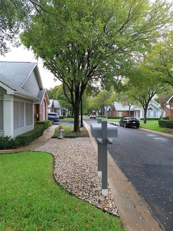 918 Bridges Drive