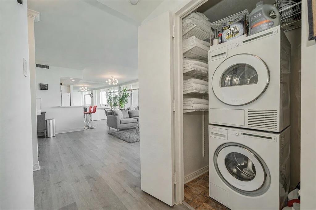 PRESTON TOWER CONDO - Residential