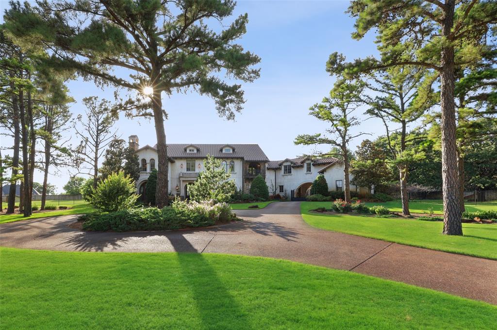 Chateau Du Lac Ph I - Residential