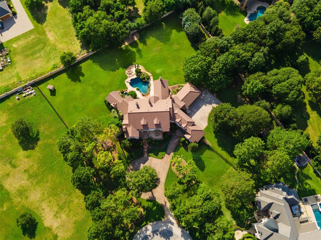 Chateau Du Lac Ph I - Residential