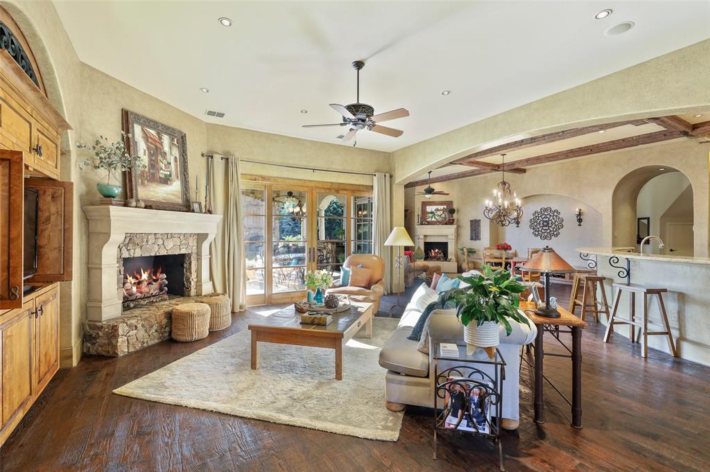 Chateau Du Lac Ph I - Residential