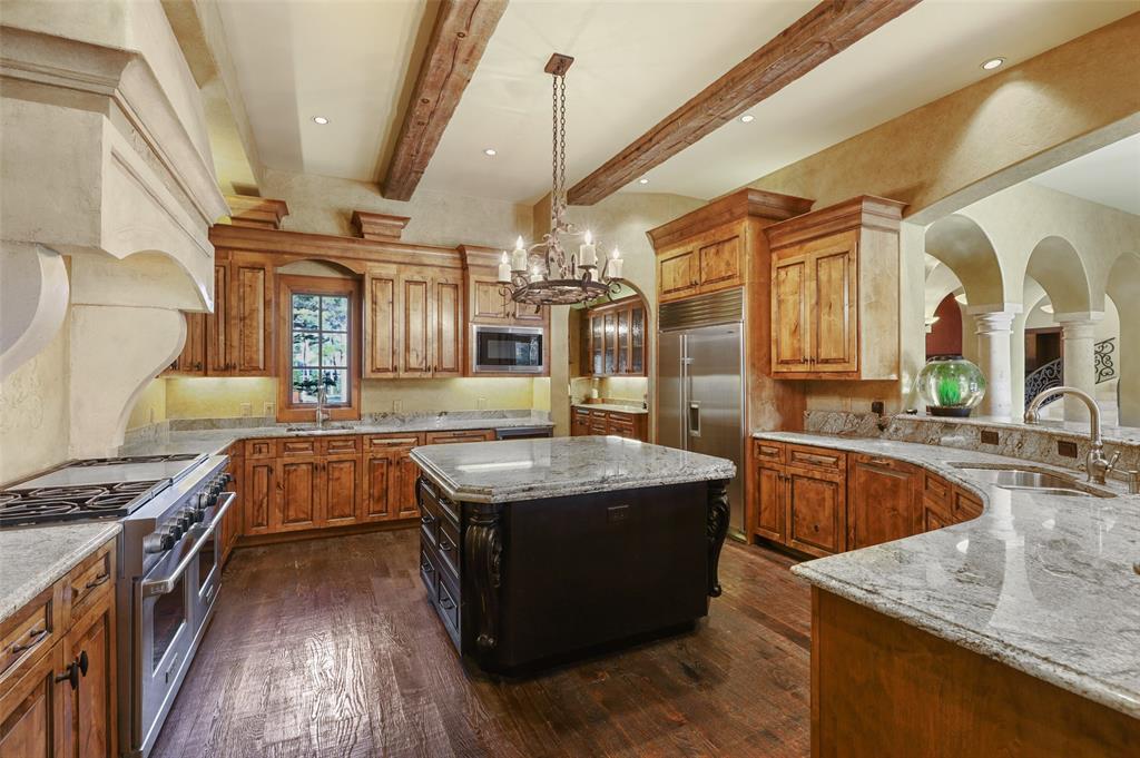 Chateau Du Lac Ph I - Residential