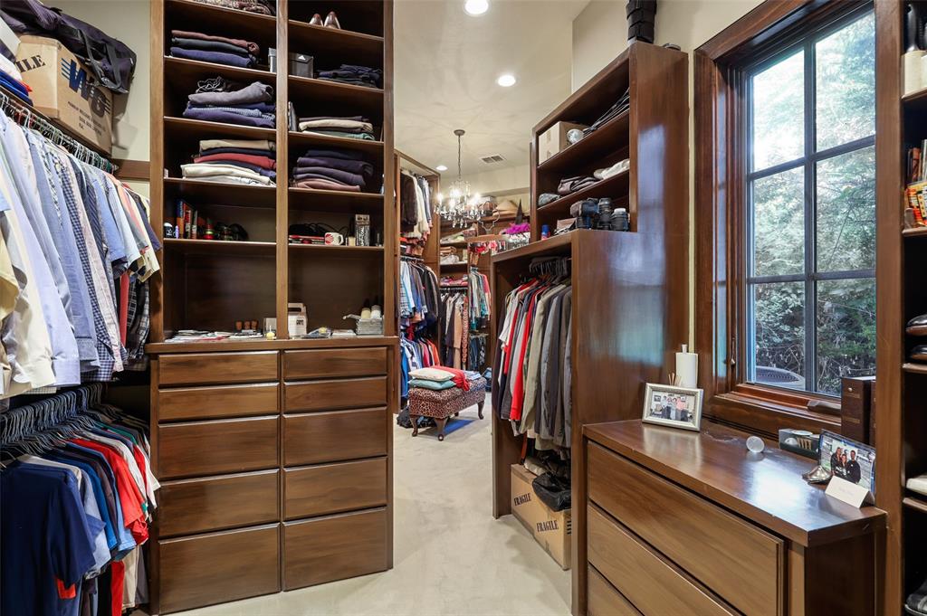 Chateau Du Lac Ph I - Residential