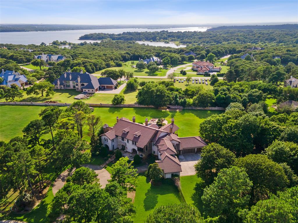 Chateau Du Lac Ph I - Residential