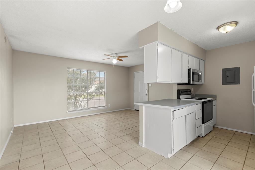 1601 Mary K Lane