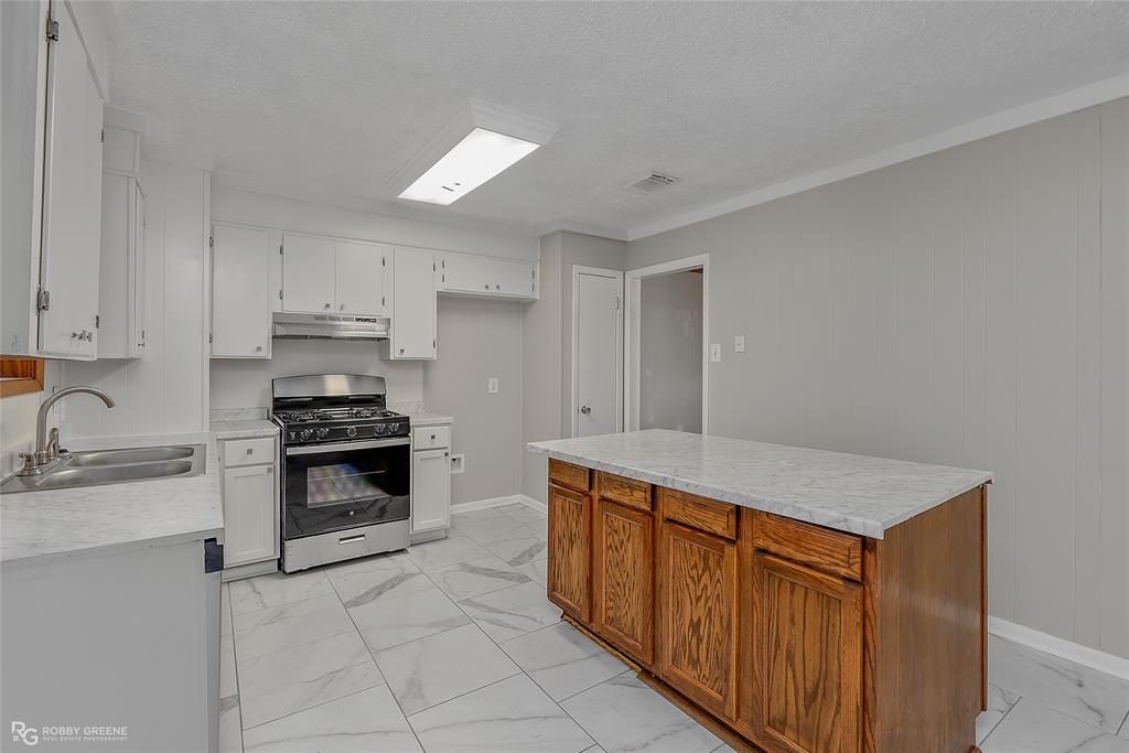 Bossier City, Louisiana 71111, United States, 3 Bedrooms Bedrooms, ,2 BathroomsBathrooms,Residential,Active,26270