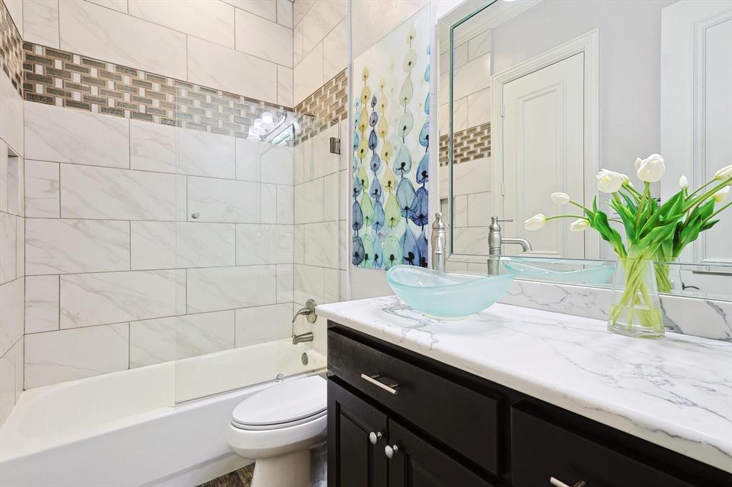 River Oaks Estates - Residential