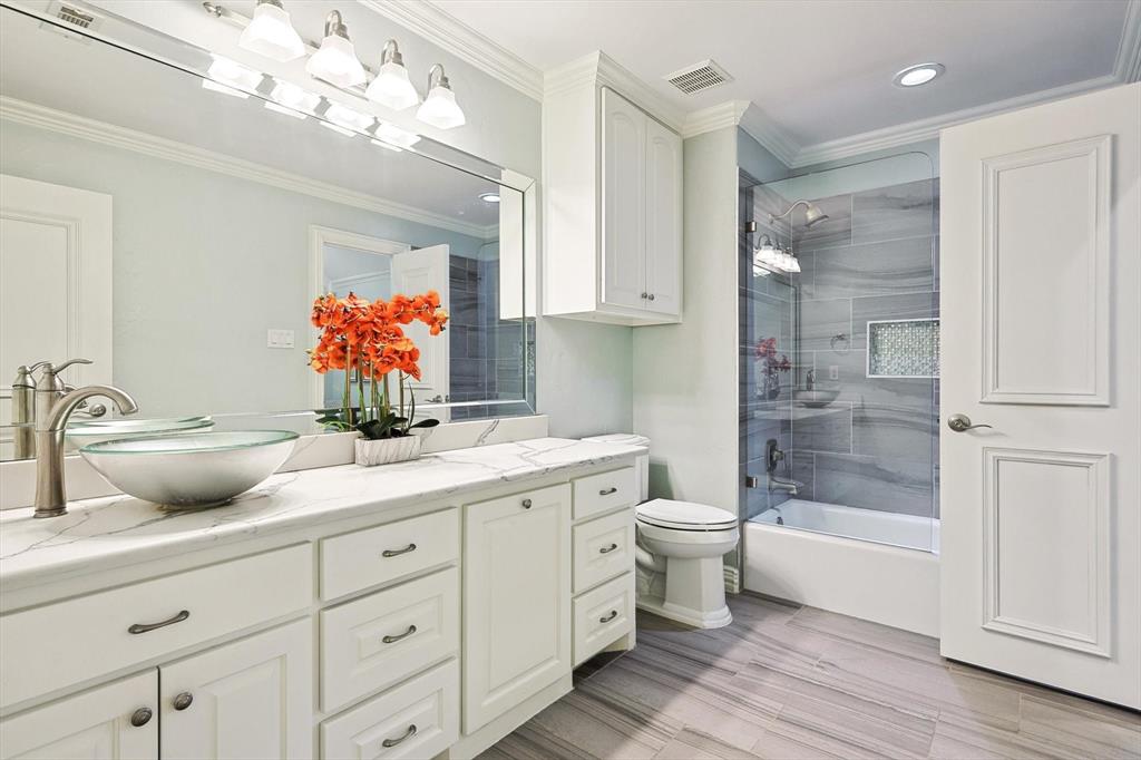 River Oaks Estates - Residential