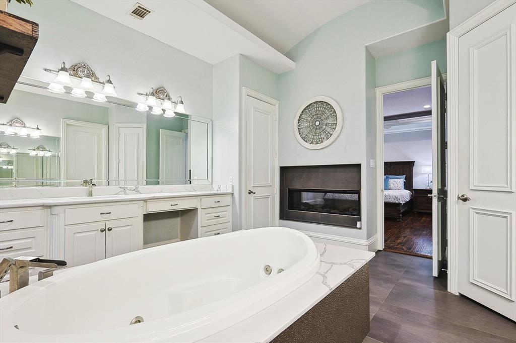 River Oaks Estates - Residential