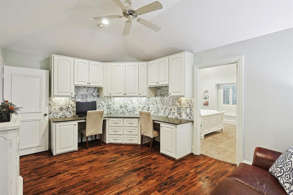 River Oaks Estates - Residential