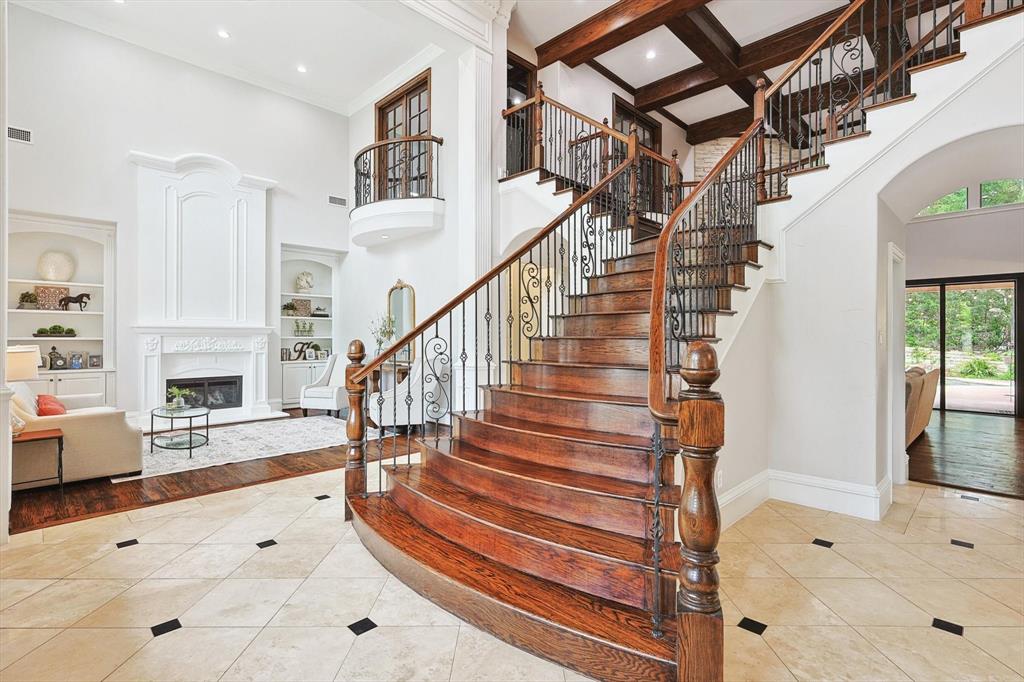 River Oaks Estates - Residential