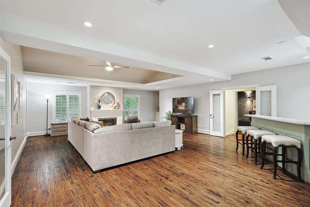 River Oaks Estates - Residential