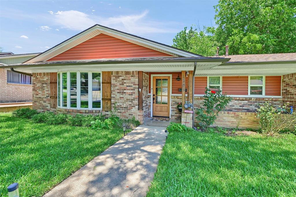 1705 W Belden Street