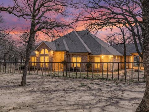 19901 S Highway 281 Lipan TX 76462