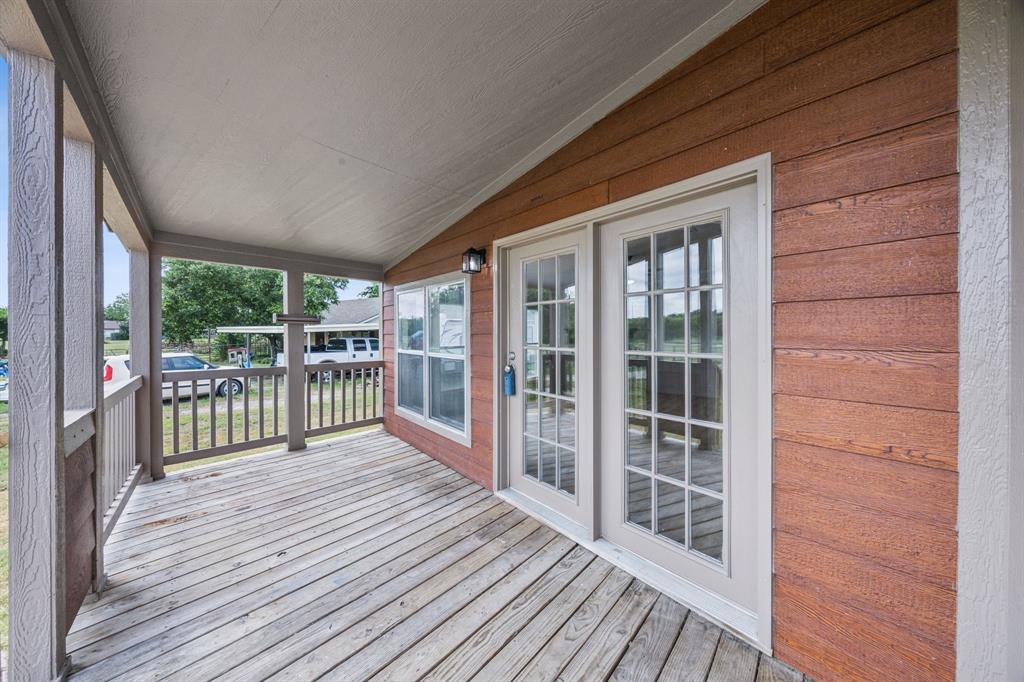 8868 County Road 2472