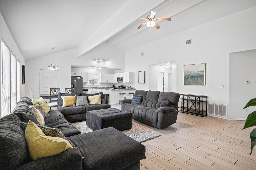 1816 Hidden Valley Road