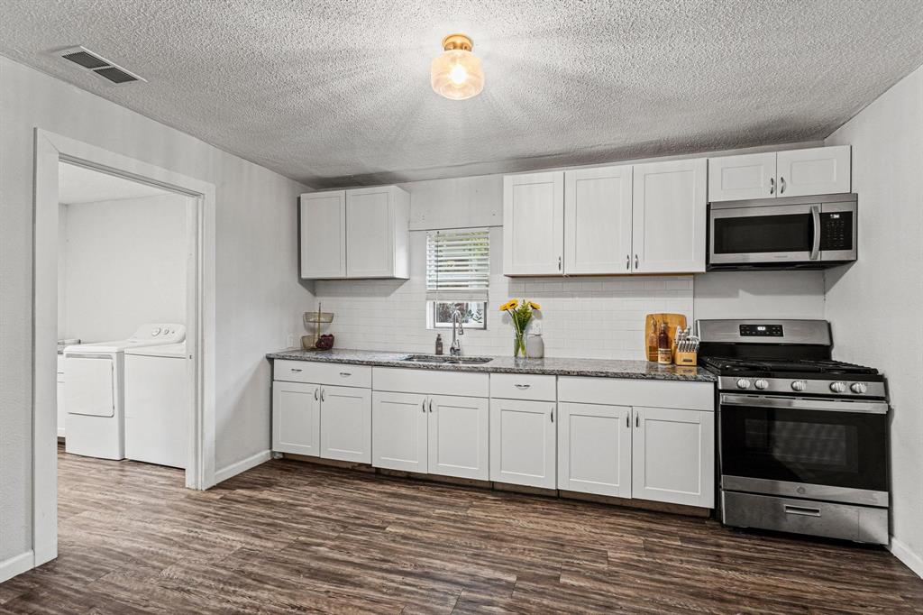 ORIG TOWN OF GREENVILLE - Residential