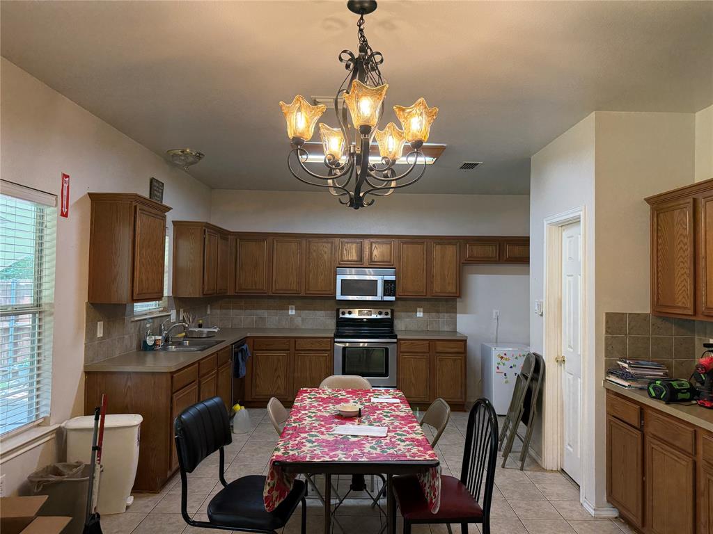 Pinehurst Add Ph 1a - Residential Lease