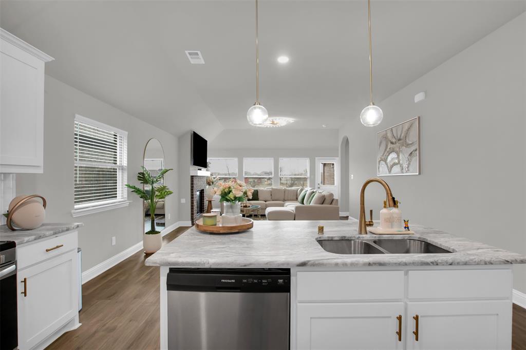 Summerwood Estates Ph 1 - Residential Lease