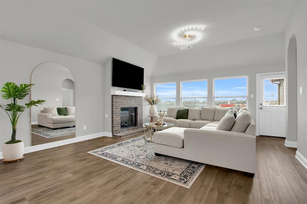 Summerwood Estates Ph 1 - Residential Lease