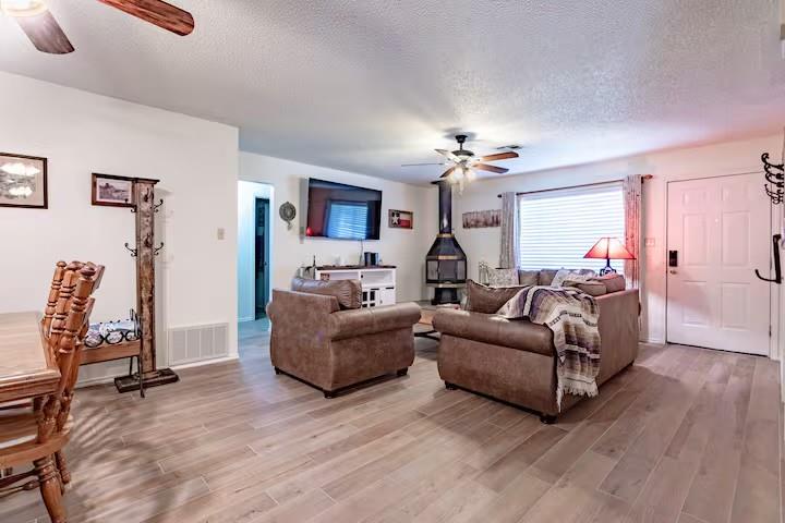 Austin & Williams A-50 - Residential