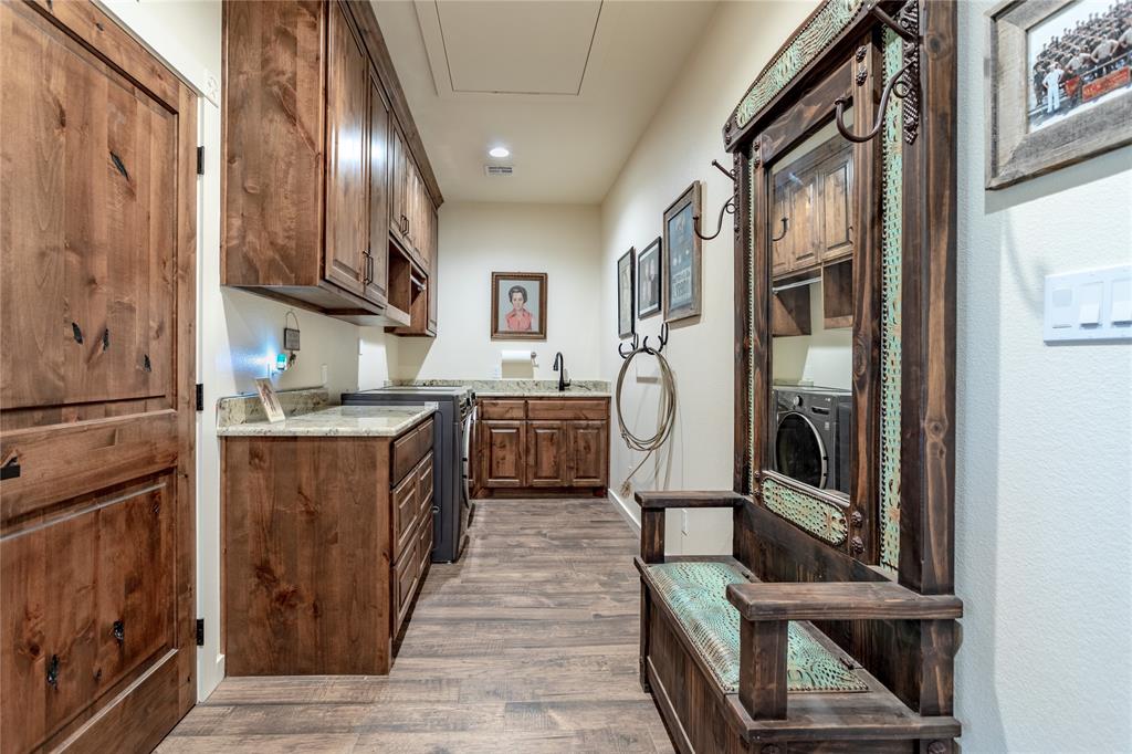 Austin & Williams A-50 - Residential